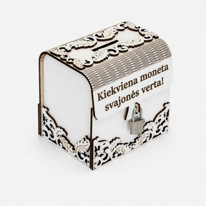 Medinė skrynelė-taupyklė su užraktu